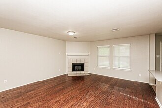 4129 Fossile Butte Dr in Fort Worth, TX - Building Photo - Building Photo