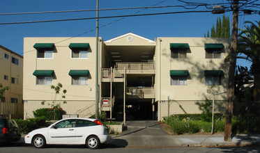 633 S 8th St in San Jose, CA - Building Photo - Building Photo