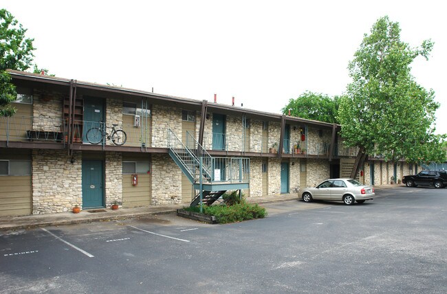 Goodrich Apartments in Austin, TX - Foto de edificio - Building Photo