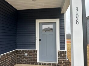 908 Grand Mesa Dr in Garner, NC - Foto de edificio - Building Photo