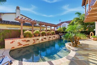 1041 S Wedgewood Rd in San Ramon, CA - Building Photo - Building Photo