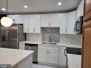 2502 Federal St in Philadelphia, PA - Building Photo - Building Photo