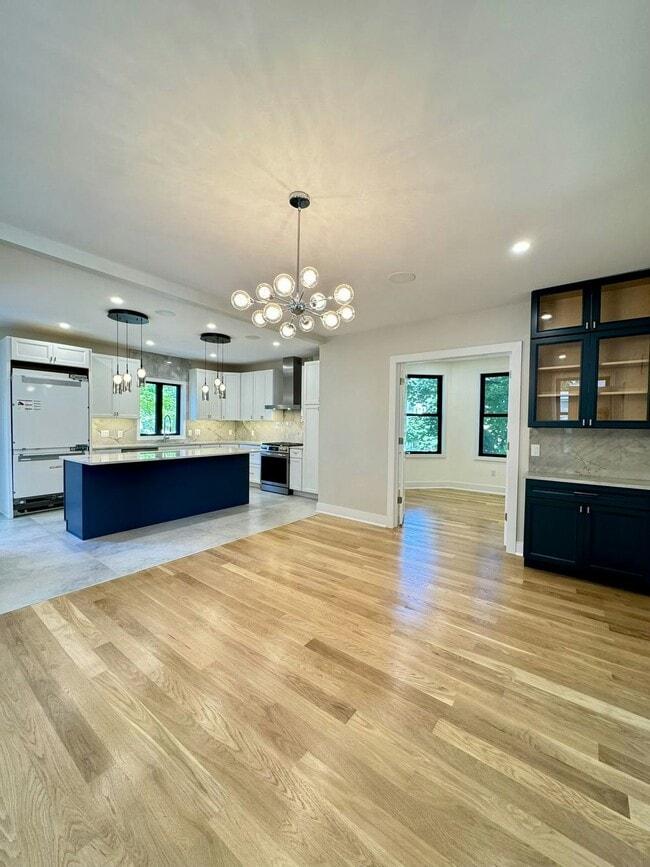 21 W Cliff St in Somerville, NJ - Building Photo - Building Photo