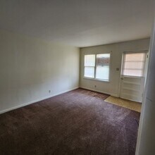 1042 S Nebraska Ave in Casper, WY - Building Photo - Building Photo