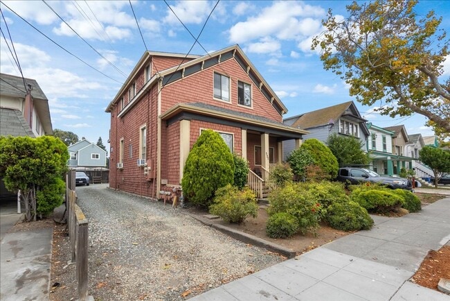 537 Central Ave in Alameda, CA - Building Photo - Building Photo
