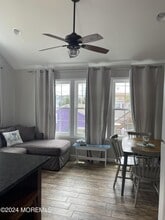 104 W Chadwick Way in Lavallette, NJ - Building Photo - Building Photo