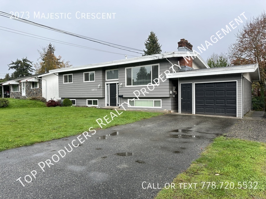 2073 Majestic Crescent in Abbotsford, BC - Building Photo