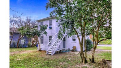401 E 33rd St in Austin, TX - Building Photo - Building Photo