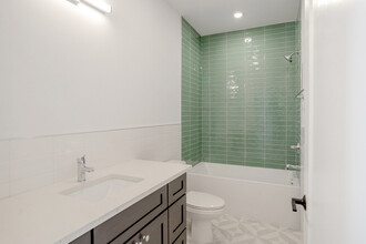 The Allengrove - Now Offering 1/2 Month Of... in Philadelphia, PA - Building Photo - Interior Photo