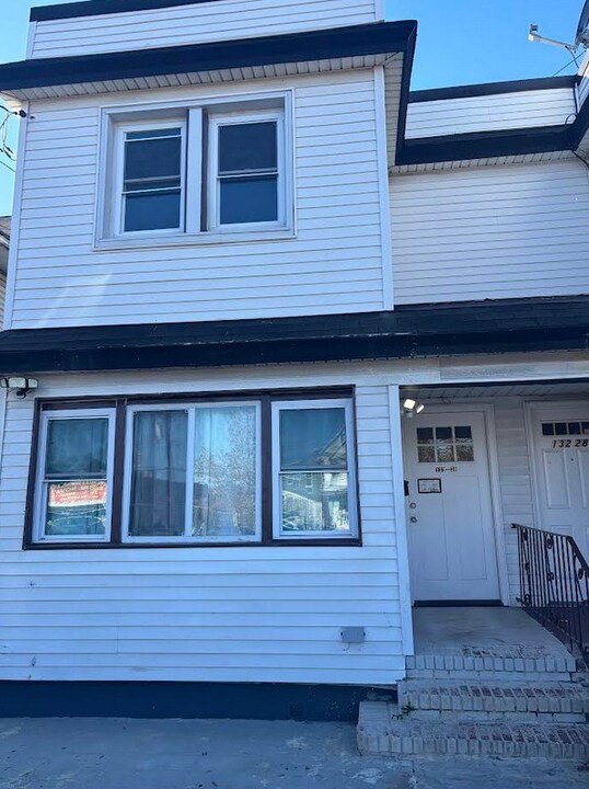132-30 Cross Bay Blvd in Queens, NY - Building Photo
