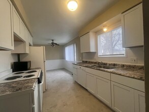 12039 Rockland St in Redford, MI - Building Photo - Building Photo