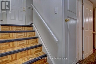 1861 Bainbridge Dr in Pickering, ON - Building Photo - Building Photo