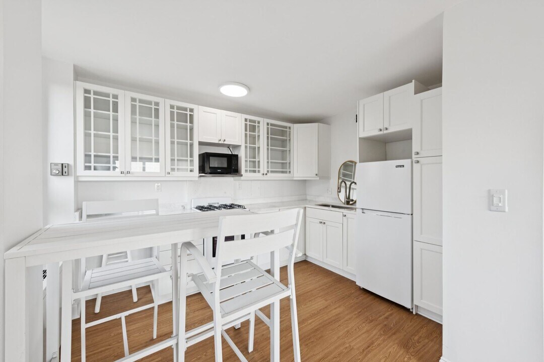 2800 Wisconsin Ave NW in Washington, DC - Foto de edificio