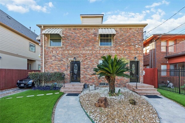 property at 2104 Winbern St