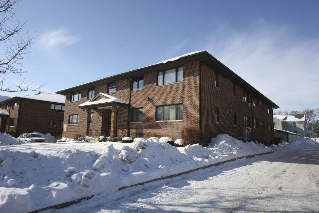 Carlson Apartments in Dekalb, IL - Building Photo