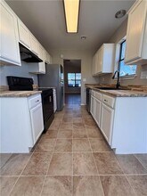 1214 NE Monroe St in Bentonville, AR - Building Photo - Building Photo