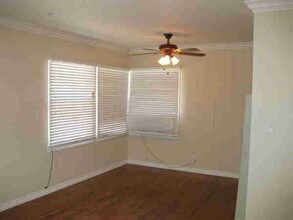 230 N Myers St in Burbank, CA - Building Photo - Building Photo