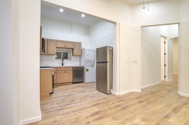 property at 206 48th St