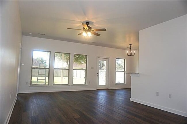 357 Mansfield Dr in Slidell, LA - Building Photo - Building Photo