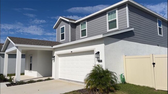 1493 Deepwater Cir in Eagle Lake, FL - Building Photo - Building Photo