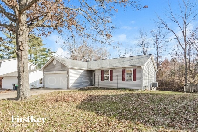 1400 Navaho Trail in St. Charles, MO - Building Photo - Building Photo