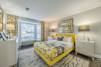 Ashland Pines Apartments in Stone Mountain, GA - Building Photo - Interior Photo