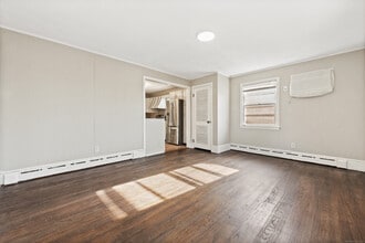 30 Doran St in Waterbury, CT - Building Photo - Building Photo