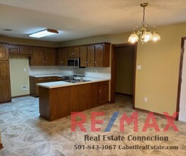 13 Cottonwood Dr in Cabot, AR - Building Photo - Building Photo