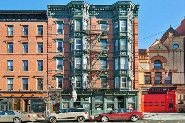property at 1315 Washington St