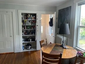 17 Endicott Ave, Unit 4 in Somerville, MA - Building Photo - Building Photo