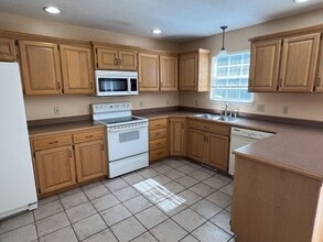 3322 S Lakeside Ave in Springfield, MO - Building Photo - Building Photo