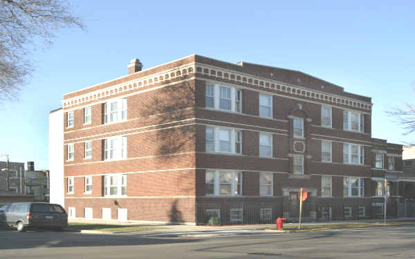 1500 N Hamlin Ave in Chicago, IL - Building Photo