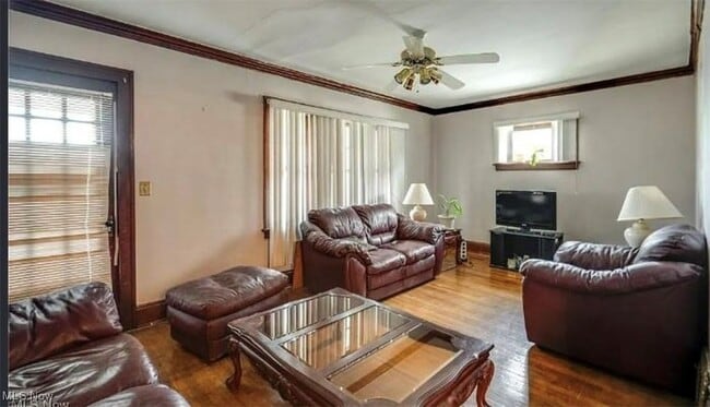 14300 Darwin Ave in Cleveland, OH - Building Photo - Building Photo