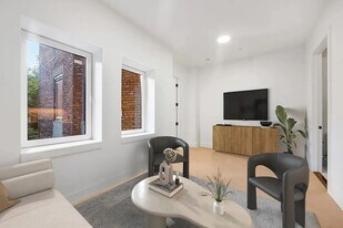 321 E 17th St in New York, NY - Building Photo