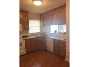 306 Lester St NE in Christiansburg, VA - Building Photo - Building Photo