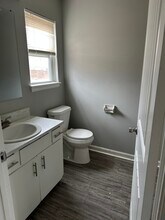 118 N Chestnut St, Unit A in Belton, MO - Building Photo - Building Photo