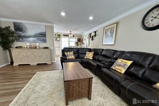 28 Larch Plaza in Monroe Township, NJ - Building Photo - Building Photo