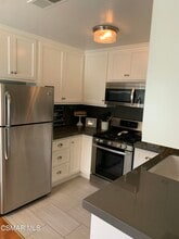 1345 Alessandro Dr in Thousand Oaks, CA - Building Photo - Building Photo