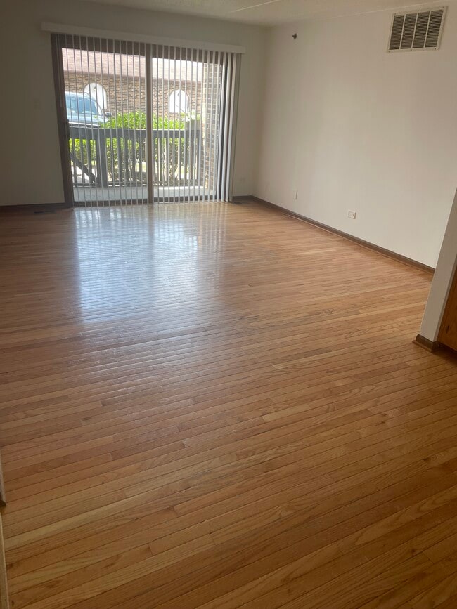 property at 10630 Ridgeland Ave