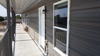 408 27th St in Canyon, TX - Building Photo