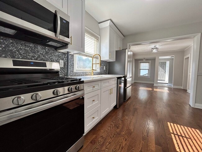 property at 10 Morton St