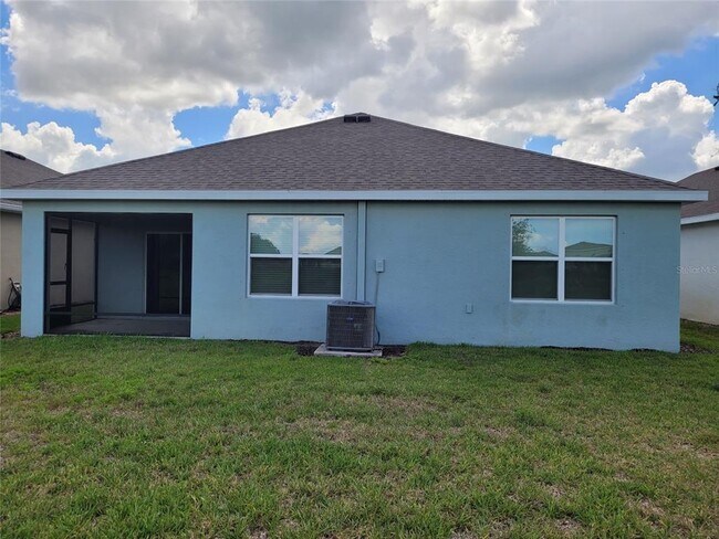 17318 Harvest Moon Way in Bradenton, FL - Building Photo - Building Photo