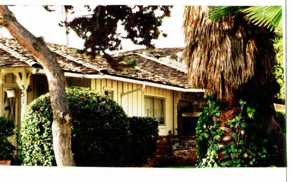 351 N Prospero Dr in Covina, CA - Foto de edificio - Building Photo