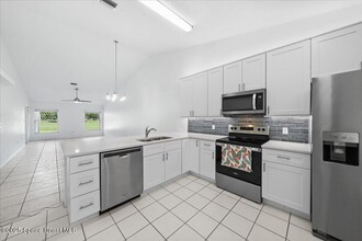 1654 Woodland Dr in Rockledge, FL - Building Photo - Building Photo