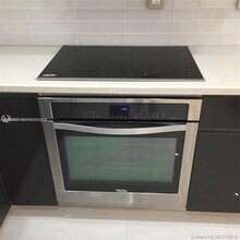 3731 N Country Club Dr in Aventura, FL - Building Photo - Building Photo