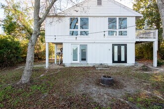 3609 Ashley Cir in Wilmington, NC - Building Photo - Building Photo