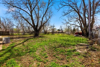 941 W Hazel St in Wichita, KS - Building Photo - Building Photo