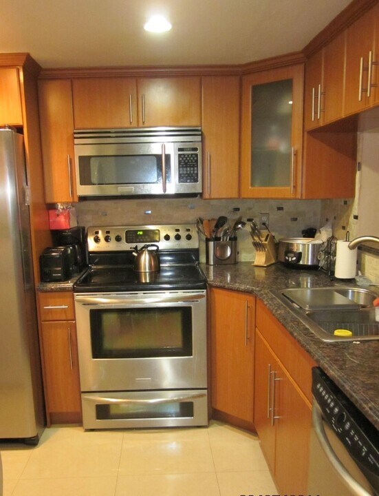 3600 SW 114th Ave in Miami, FL - Building Photo