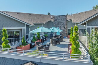 Cogir of Kent in Kent, WA - Foto de edificio - Building Photo