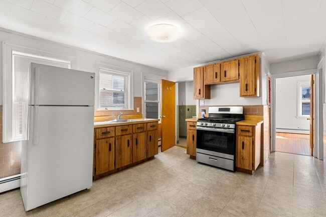 44 Warren St, Unit 2, Unit 2